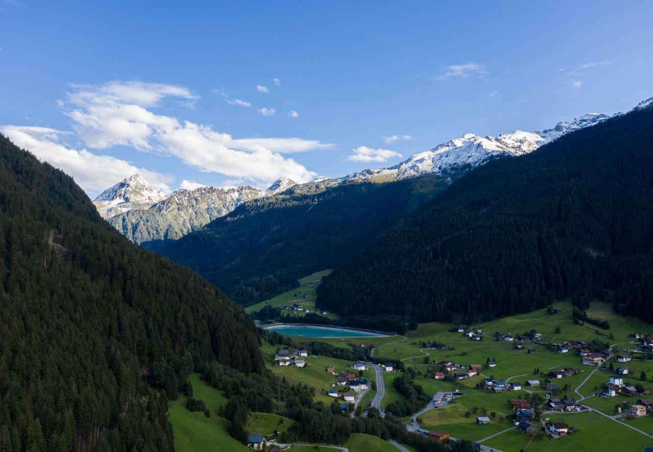 Haus 4 Montafon By Pferd Auf Wolke Apartment Gaschurn Exterior foto